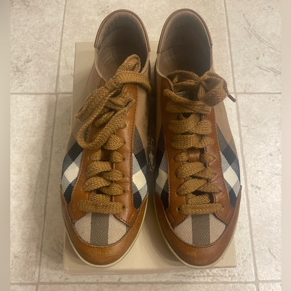 Burberry Sneakers in Tan colors.